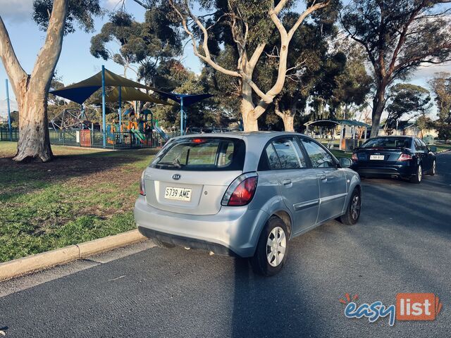 2011 KIA RIO S 5 SP MANUAL 5D HATCHBACK