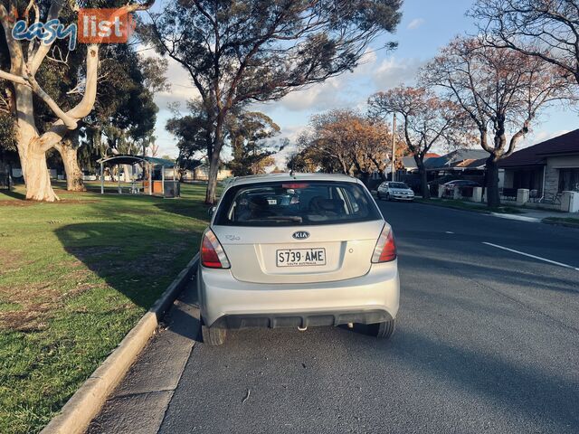 2011 KIA RIO S 5 SP MANUAL 5D HATCHBACK