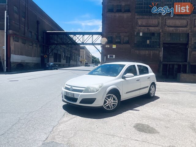 2005 Holden Astra CD Wagon 4 Speed Automatic