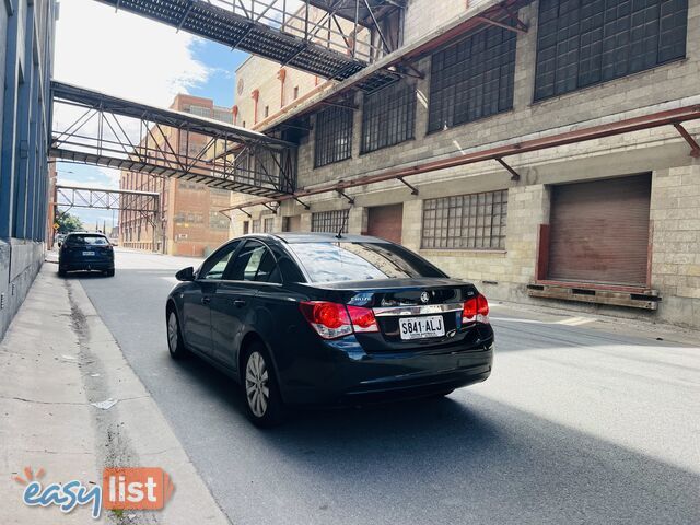 2011 HOLDEN CRUZE CDX 6 SPEED AUTOMATIC 4D SEDAN 