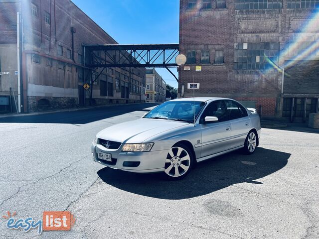 2005 HOLDEN COMMODORE EXECUTIVE 4 SP AUTOMATIC 4D SEDAN