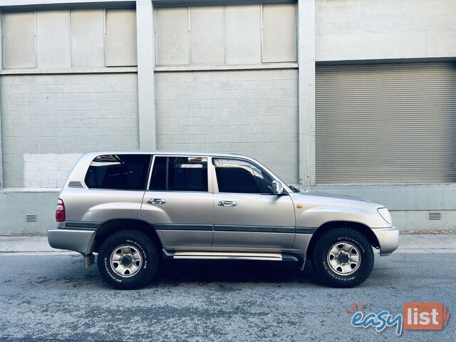 2003 TOYOTA LANDCRUISER GXL (4x4) 5 SP AUTOMATIC 4D WAGON