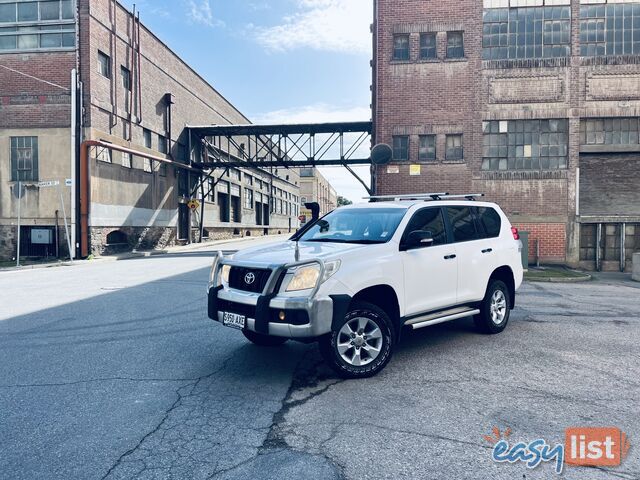 2011 TOYOTA LANDCRUISER PRADO GX (4x4) 5 SPEED SEQUENTIAL AUTOMATIC 4D WAGON