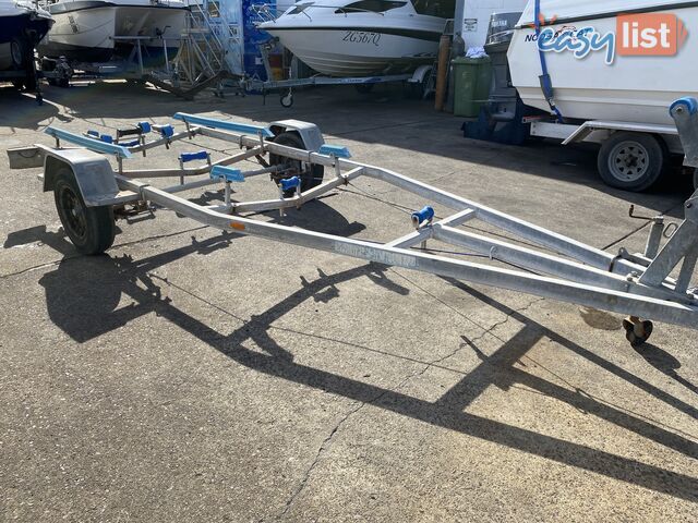 2002 Redco Boat Trailer 