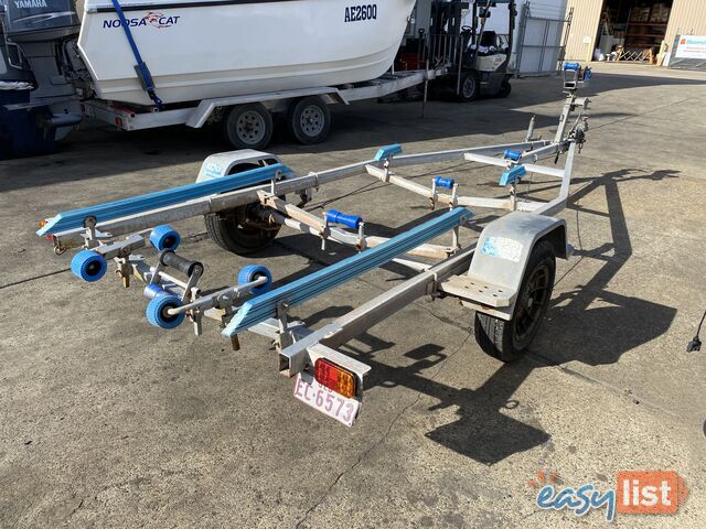2002 Redco Boat Trailer 