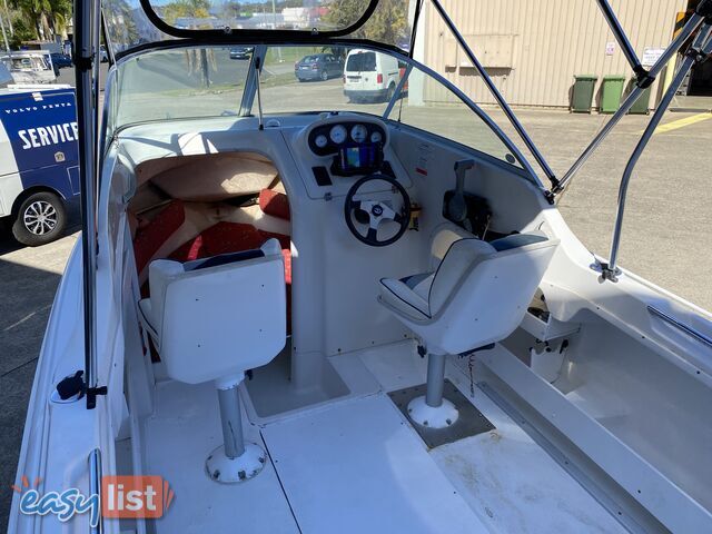 2007 Haines Signature 542f cuddy cabin powered by df140hp Suzuki outboard