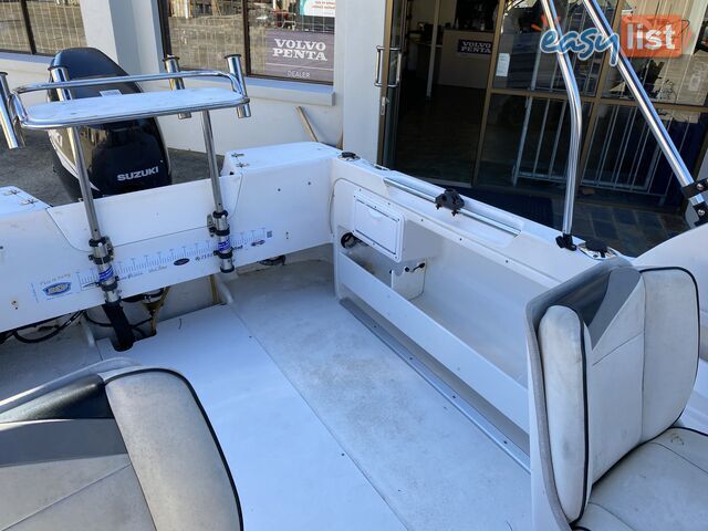 2007 Haines Signature 542f cuddy cabin powered by df140hp Suzuki outboard