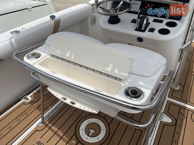 2003 Boston Whaler Outrage 24 - 350HP Verado 348 Hours!