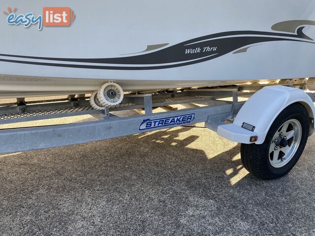 2016 Streaker Navigator 5250 powered by a 100hp Yamaha four stroke