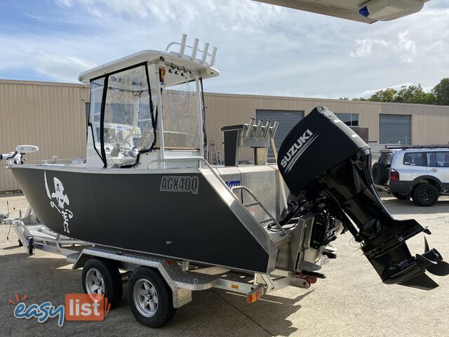 2018 Australian Masters Marine 5700 Seaclass Centre console. Powered by a 200hp fuel injected four s
