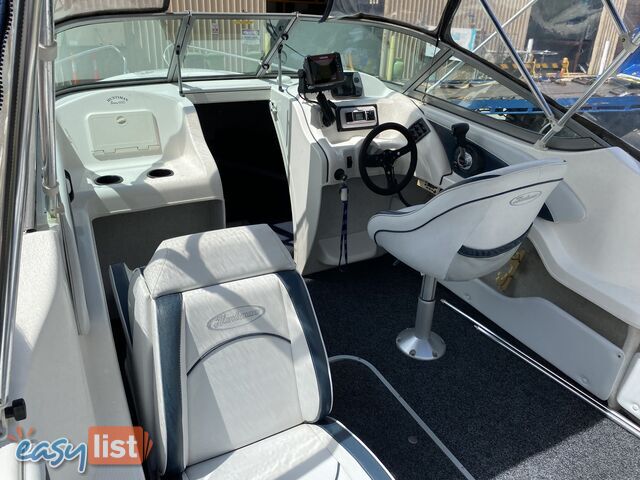 2004 Huntsman 6000 Series Half Cabin