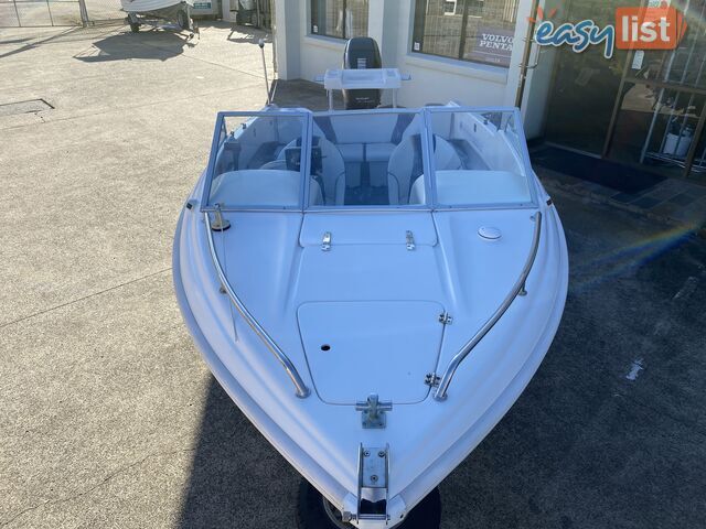 2005 Freedom 4.94 Getaway powered by 70hp Suzuki 