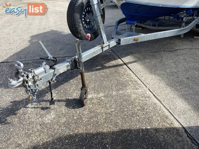 5m Seafarer cuddy cabin powered by 60hp Honda fuel injected four stroke  