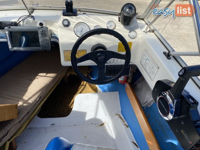 5m Seafarer cuddy cabin powered by 60hp Honda fuel injected four stroke  