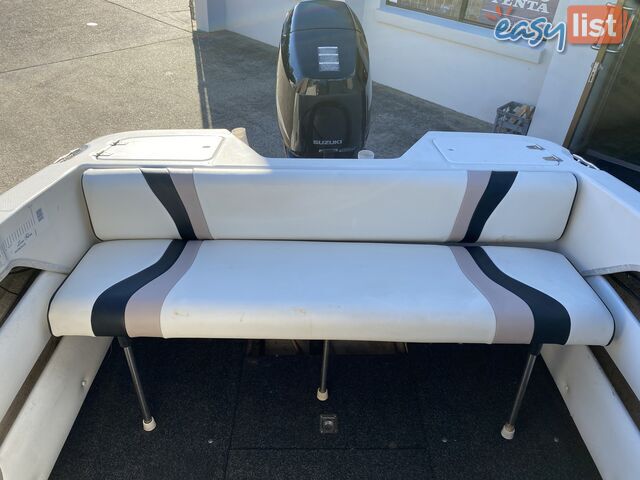 2007 Haines Signature 493f powered by a 70hp Suzuki on Trailer 