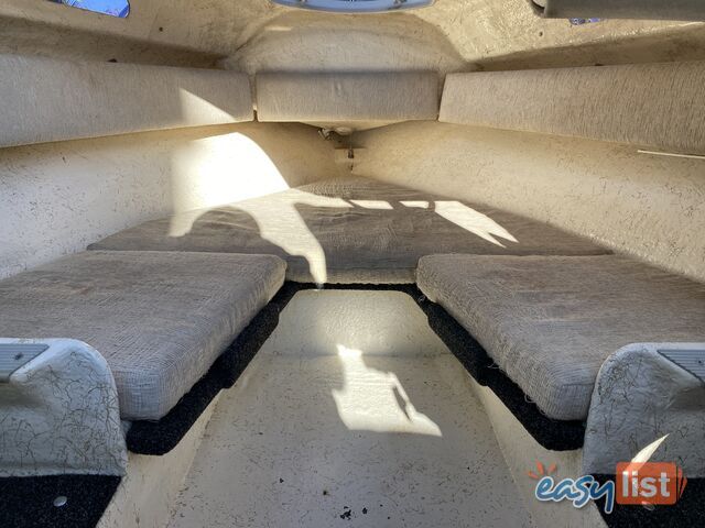 2007 Haines Signature 493f powered by a 70hp Suzuki on Trailer 