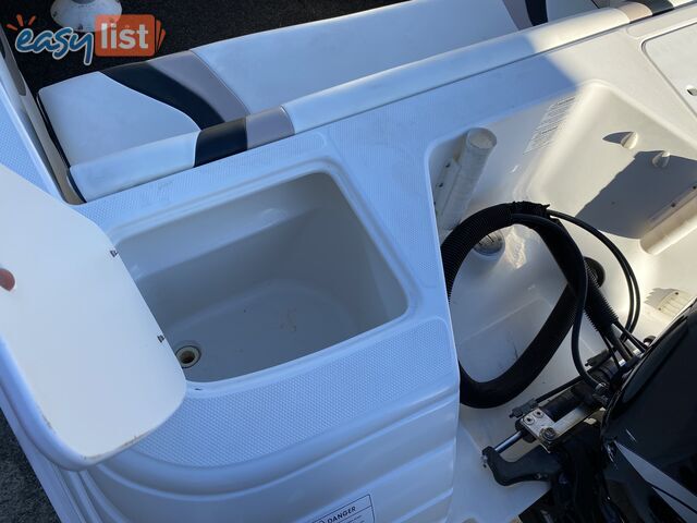 2007 Haines Signature 493f powered by a 70hp Suzuki on Trailer 