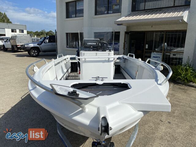 2015 Morningstar Bayfisher 498 with 60hp Honda on Galvanized Dunbier trailer