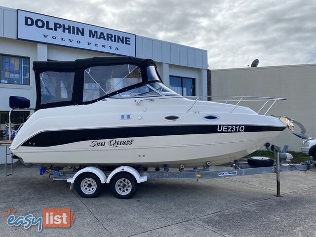 2008 Stingray 240cs Cuddy Cabin 