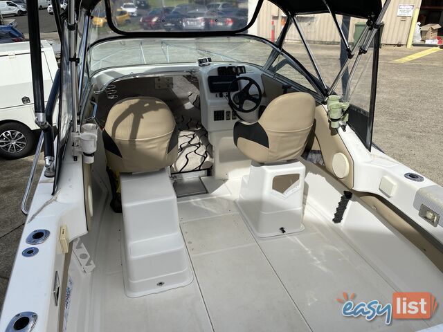 2012 Stejcraft 640c Half Cabin
