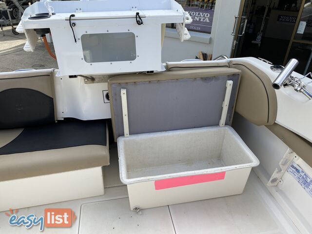 2012 Stejcraft 640c Half Cabin