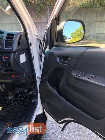 2015 Toyota Hiace Van Automatic