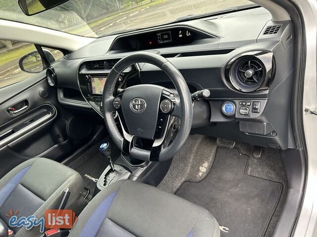 2018 Toyota Prius c HYBRID Automatic Hatchback