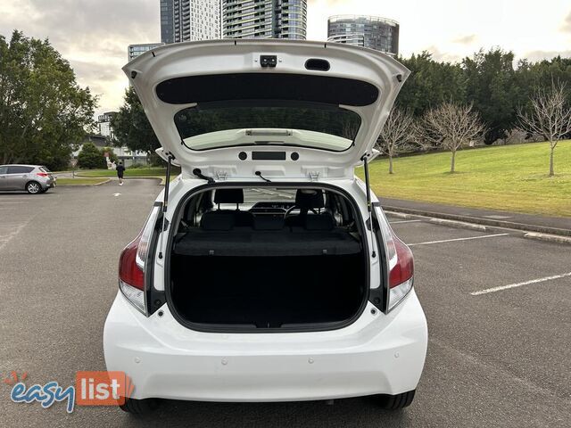 2016 Toyota Prius c NHP10R MY15 Hybrid Hatchback Automatic