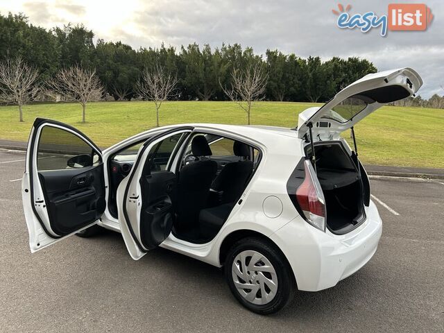 2016 Toyota Prius c NHP10R MY15 Hybrid Hatchback Automatic