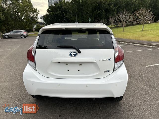 2016 Toyota Prius c NHP10R MY15 Hybrid Hatchback Automatic