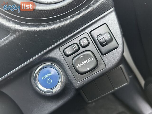 2016 Toyota Prius c NHP10R MY15 Hybrid Hatchback Automatic