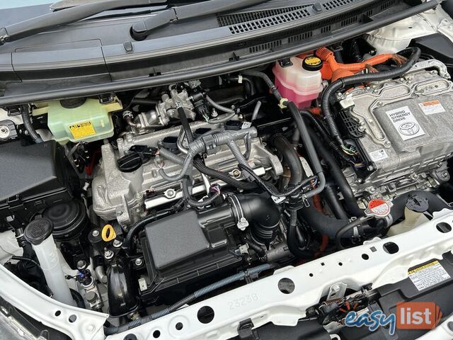 2016 Toyota Prius c NHP10R MY15 Hybrid Hatchback Automatic