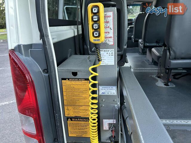 2011 Toyota Hiace TRH223R MY11 UPGRADE Commuter People Mover Automatic