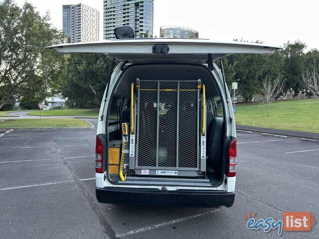 2011 Toyota Hiace TRH223R MY11 UPGRADE Commuter People Mover Automatic