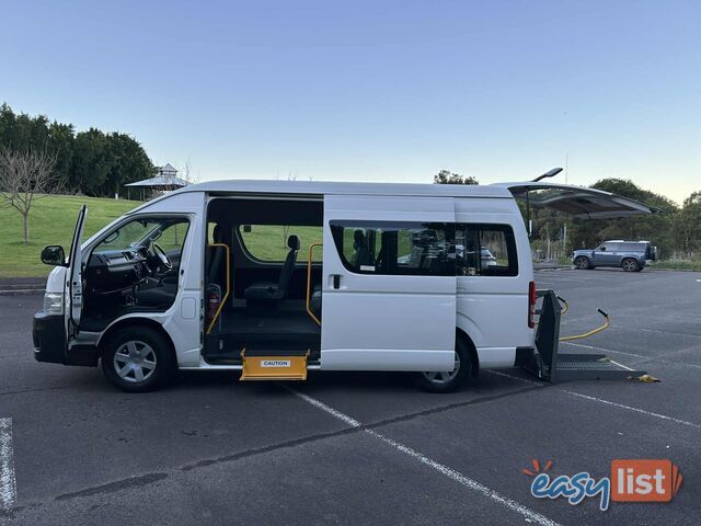 2011 Toyota Hiace TRH223R MY11 UPGRADE Commuter People Mover Automatic