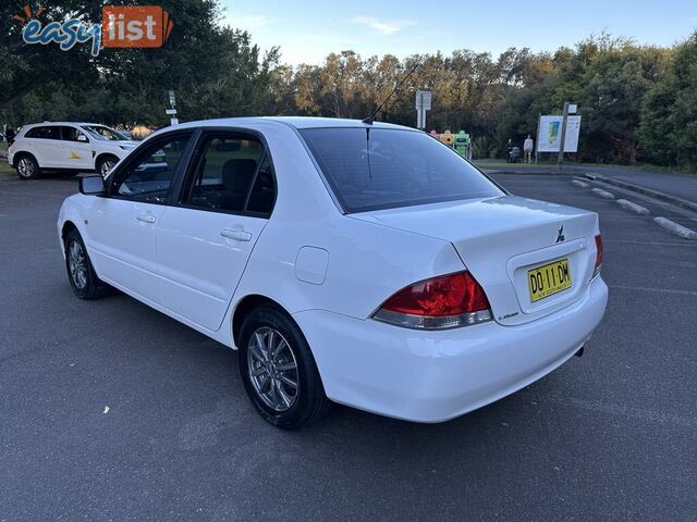 2004 Mitsubishi Lancer CH ES Sedan Automatic