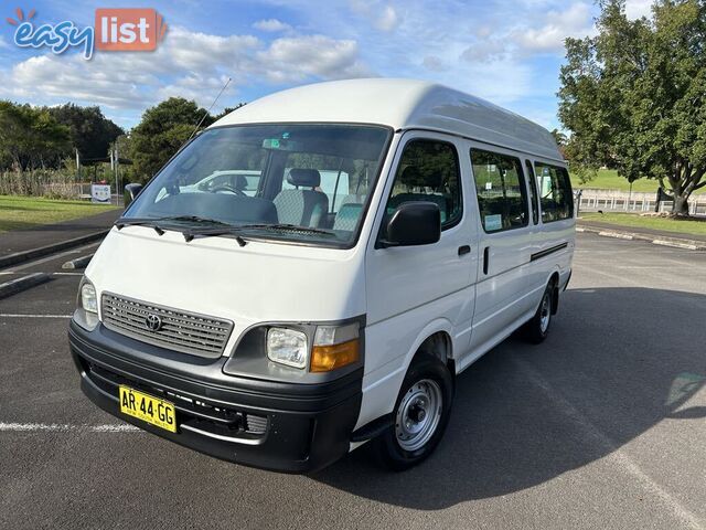 2002 Toyota Hiace LH184R COMMUTER 3.0 Litre Diesel 14 Seater People Mover 5 Speed Manual