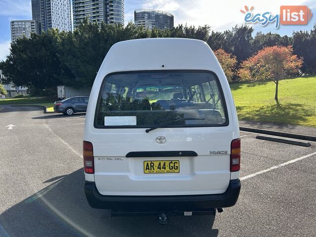 2002 Toyota Hiace LH184R COMMUTER 3.0 Litre Diesel 14 Seater People Mover 5 Speed Manual