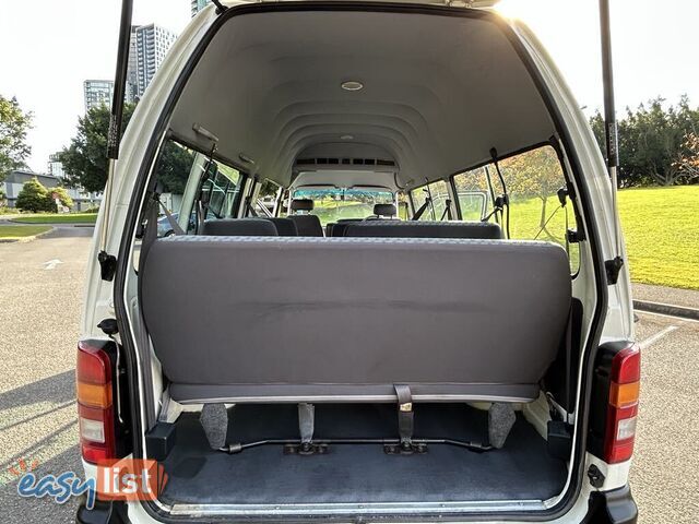 2002 Toyota Hiace LH184R COMMUTER 3.0 Litre Diesel 14 Seater People Mover 5 Speed Manual