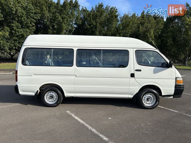 2002 Toyota Hiace LH184R COMMUTER 3.0 Litre Diesel 14 Seater People Mover 5 Speed Manual
