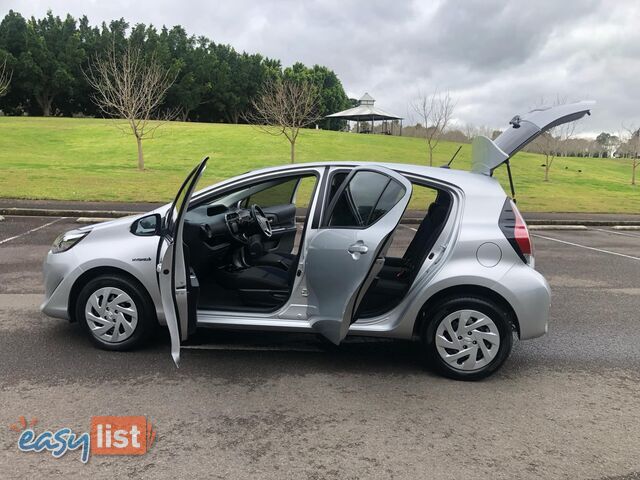 2017 Toyota Prius c NHP10R MY17 Hybrid Hatchback Automatic