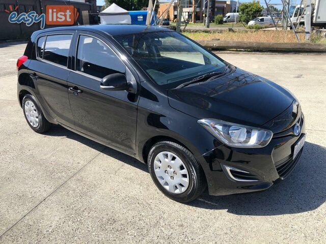 2013 HYUNDAI I20 ACTIVE PB MY14 HATCH, 5 DOORS, 5 SEATS