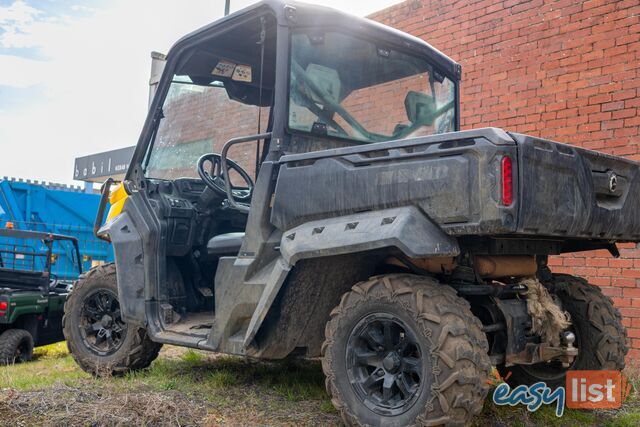 2022 Can-Am Defender XU HD9 