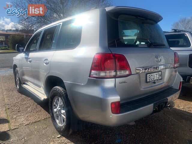 2007 TOYOTA LANDCRUISER GXL (4X4) VDJ200R SUV, 4 DOORS, 8 SEATS