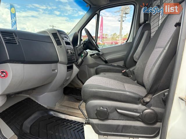 2007 MERCEDES-BENZ SPRINTER   COMMERCIAL, 4 DOORS, 2 SEATS