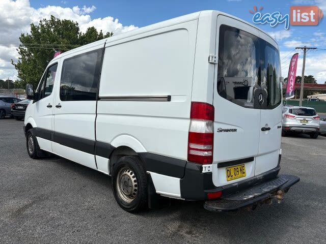 2007 MERCEDES-BENZ SPRINTER   COMMERCIAL, 4 DOORS, 2 SEATS