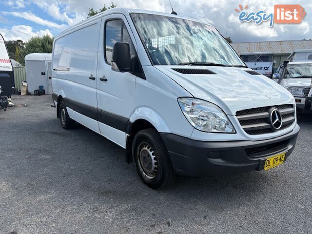 2007 MERCEDES-BENZ SPRINTER   COMMERCIAL, 4 DOORS, 2 SEATS