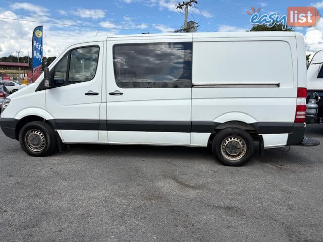 2007 MERCEDES-BENZ SPRINTER   COMMERCIAL, 4 DOORS, 2 SEATS