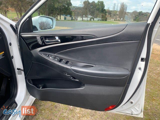 2010 HYUNDAI I45 PREMIUM YF MY11 SEDAN, 4 DOORS, 5 SEATS