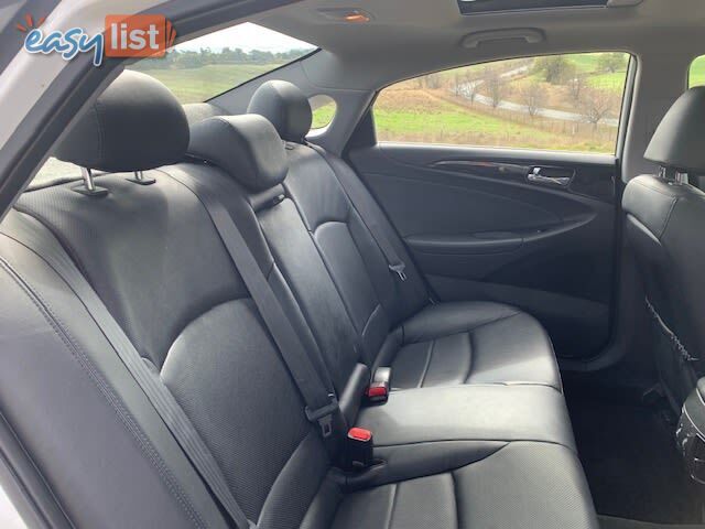 2010 HYUNDAI I45 PREMIUM YF MY11 SEDAN, 4 DOORS, 5 SEATS